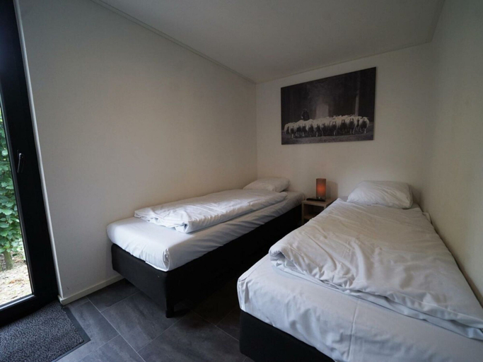 Room 3, Holiday Home in Otterlo With Terrace, Ede
