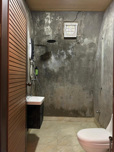 Bathroom, Lalang's Resort & Spa, Jeli