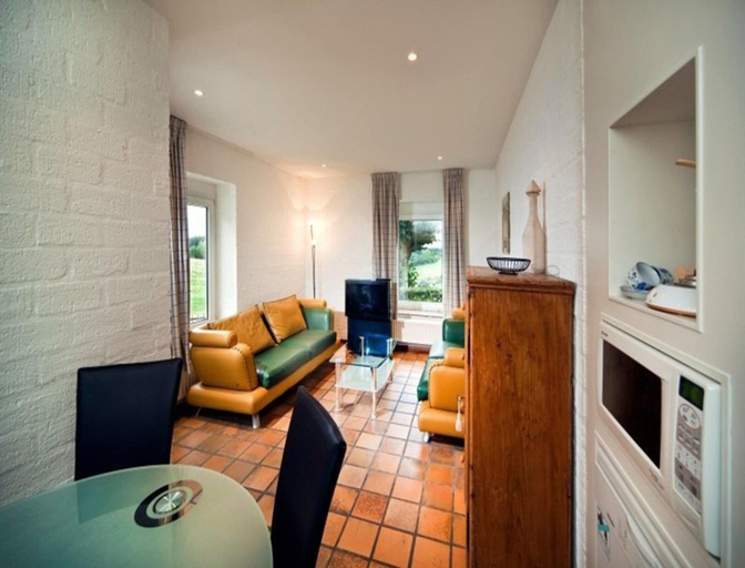 Living room, Modern 4-bed Bungalow in the Hills, Gulpen-Wittem
