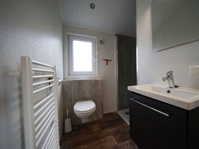 Bathroom 5, Holiday Home in Kaatsheuvel With Terrace, Loon op Zand