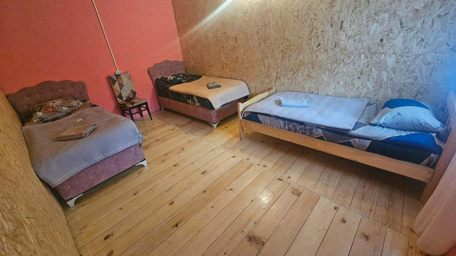 Bedroom 2, Elo's Guesthouse, Mestia