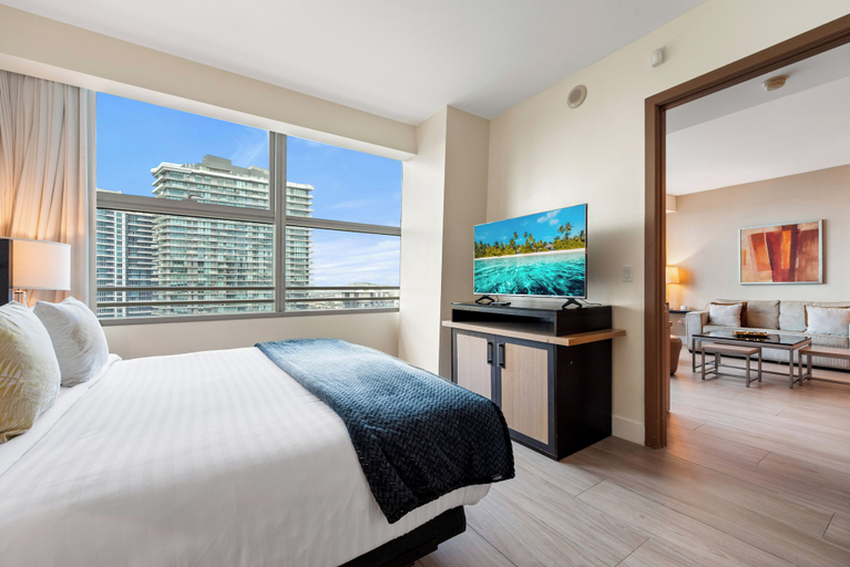 Bedroom 3, Brickell Arch Apartment City Views & Free Parking by Palermo Home Miami, Miami-Dade
