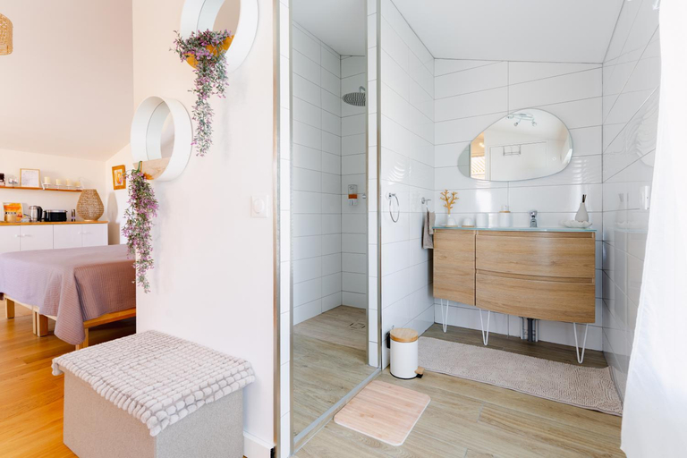 Bedroom 2, Le Spa des lavandes panoramique, Alpes-de-Haute-Provence