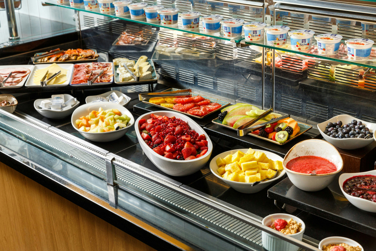Food & Drinks 5, Delta Hotels by Marriott Milton Keynes, Milton Keynes