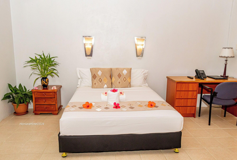 Bedroom 3, Honiara Hotel, Mataniko
