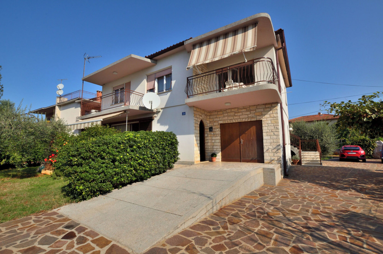 Building design 4, Apartment Boris, Umag