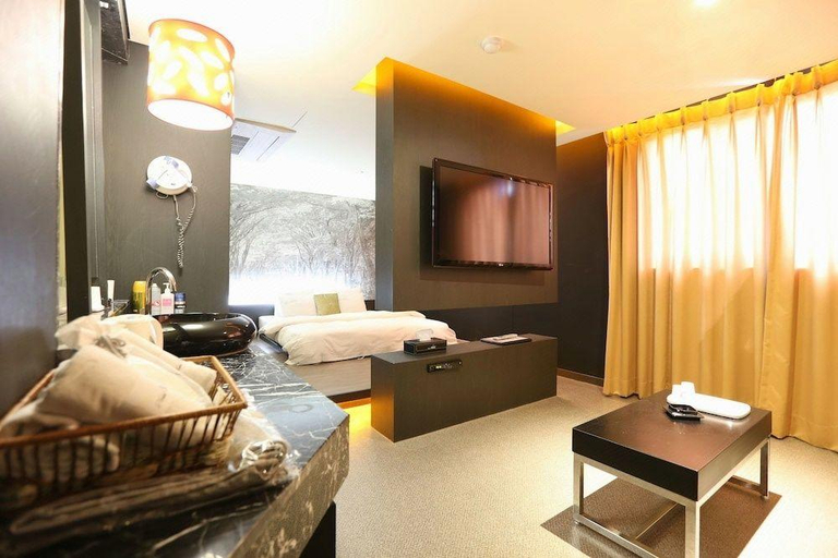 Bedroom 4, Paju Miiz, Paju
