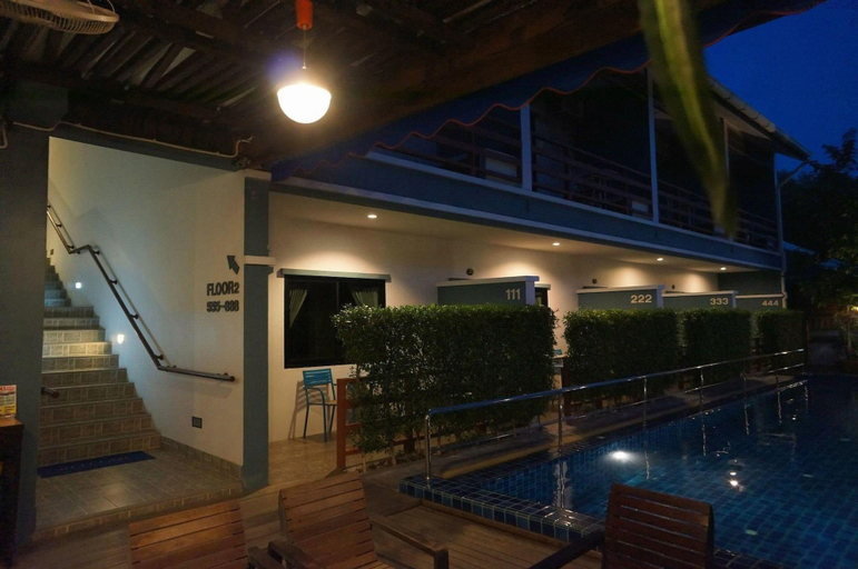 Food & Drinks 4, Baan I Un Pool Villa, Muang Chon Buri