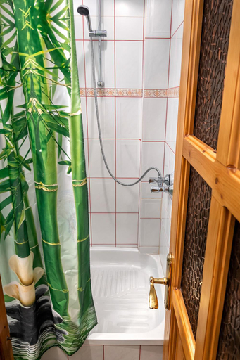 Bathroom 3, 7 Level Panzio, Ultra Central, Self Check-in, Self-Catering, Miercurea Ciuc