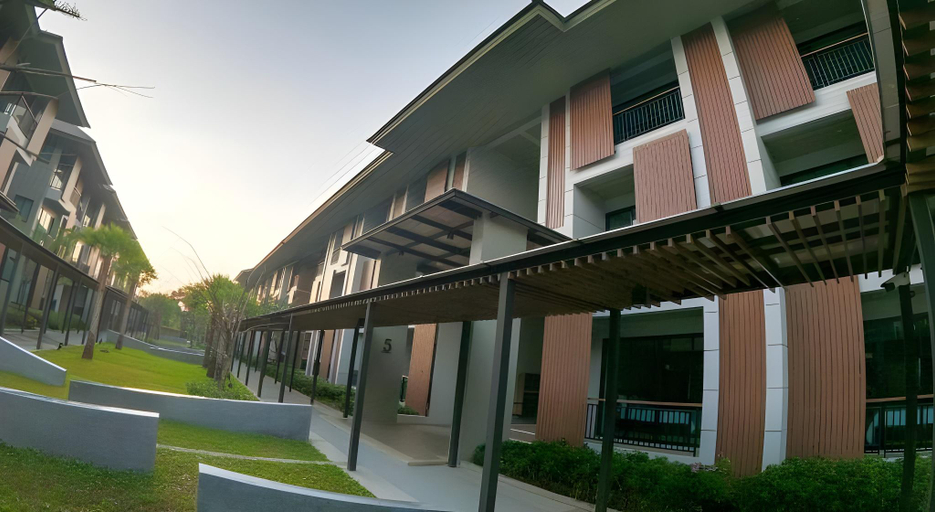 Exterior & Views 1, Raweewan Residence, Khan Na Yao