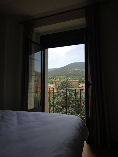 Others 5, Hostal La Cigüeña, Segovia
