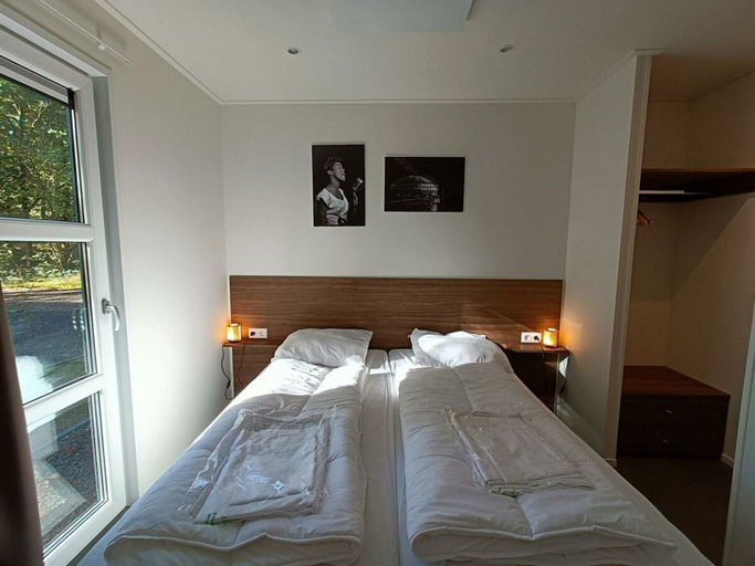 Room 4, Holiday Home in Otterlo With Terrace, Ede