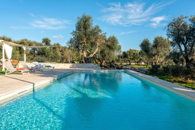 Sport & Beauty 2, Trullo Delle Ginestre Private Pool - Happy Rentals, Brindisi