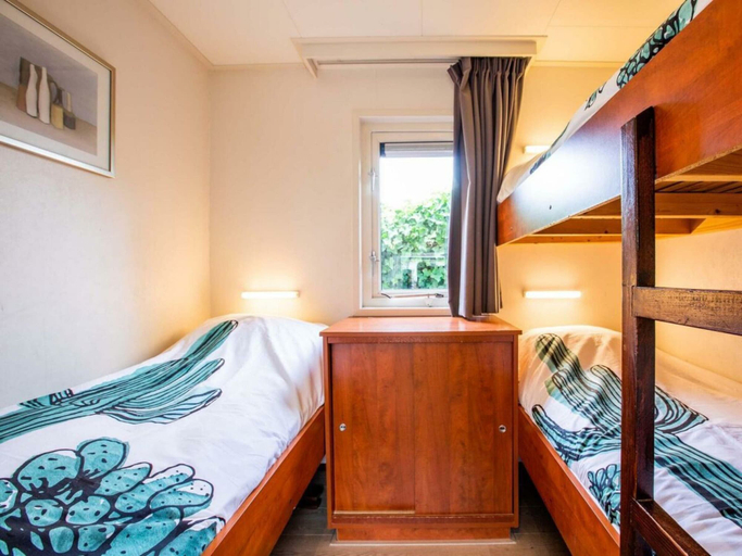 Room 3, Holiday Home for 5 People, Noordwijk