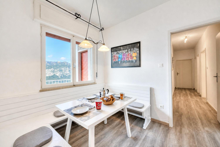 Others 5, Villa Panorama With Private Pool, Trento