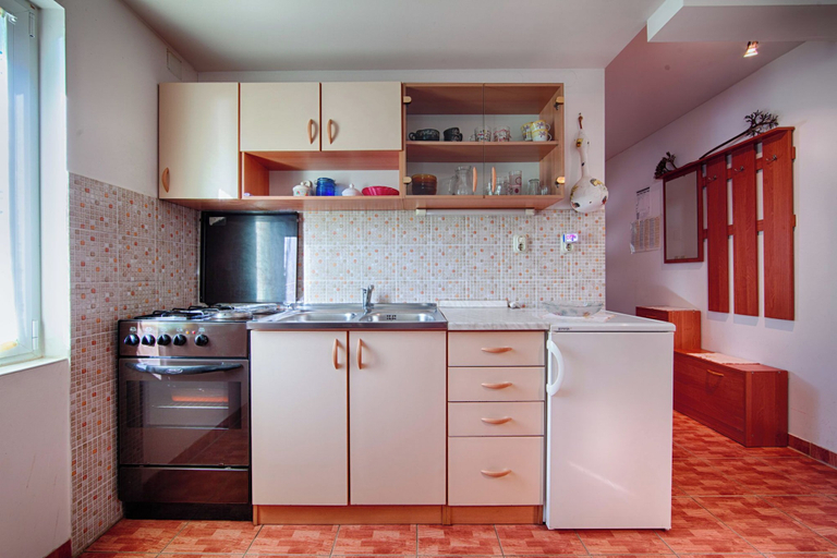 Private kitchen 4, Apartments Dina, Komiža