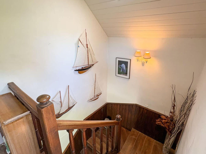 Interior 4, Charming Coastal Stone House With Garden, Finistère