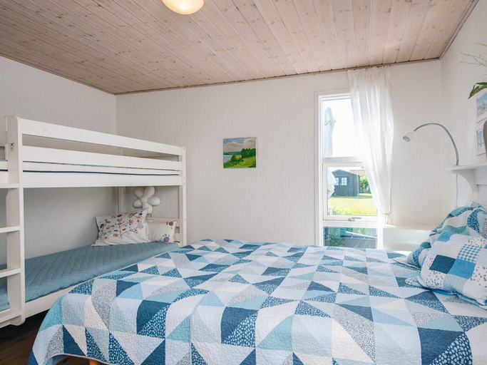 Bedroom 4, 5 Person Holiday Home in Juelsminde, Hedensted