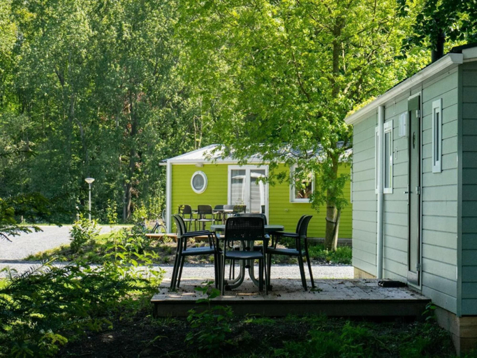Outdoor dining 4, Holiday Home in Amstelveen With Terrace, Amstelveen