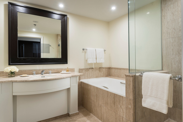 Bathroom 4, Four Seasons Hotel Mexico City, Mexico City