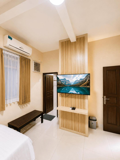 Bedroom 5, Enny's Guest House, Malang