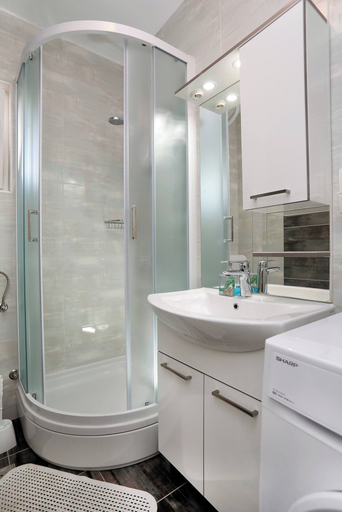 Bathroom 5, Apartment Stella Maree 1, Okrug