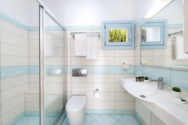 Bathroom, Perigiali Hotel Studios & Apartments, Central Greece