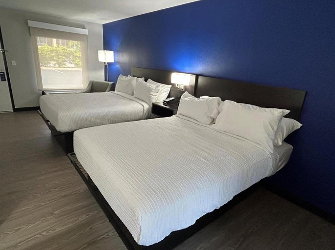 Bedroom 2, SureStay Studio by Best Western Rowland, Robeson