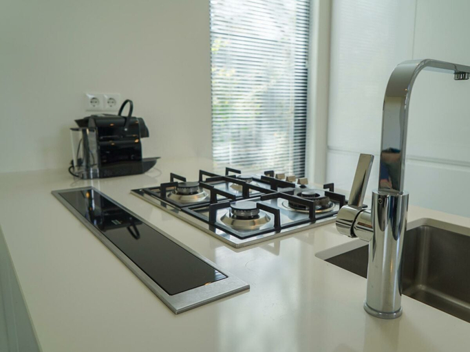 Private kitchen 5, Cube Maximaal 4, Ede