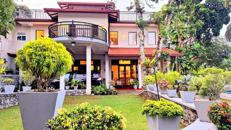 Exterior & Views 1, MyH-LAKE Front PVT Serviced Villa, Free Breakfast, Bandaragama