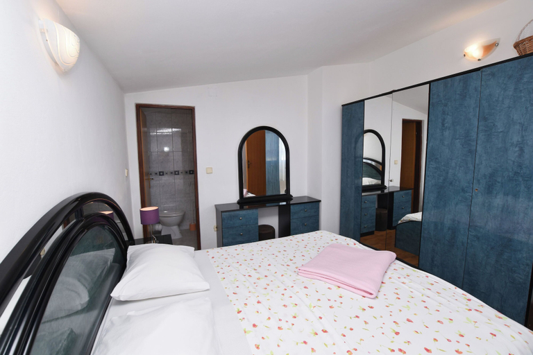 Room 3, Apartments Djiko, Primošten