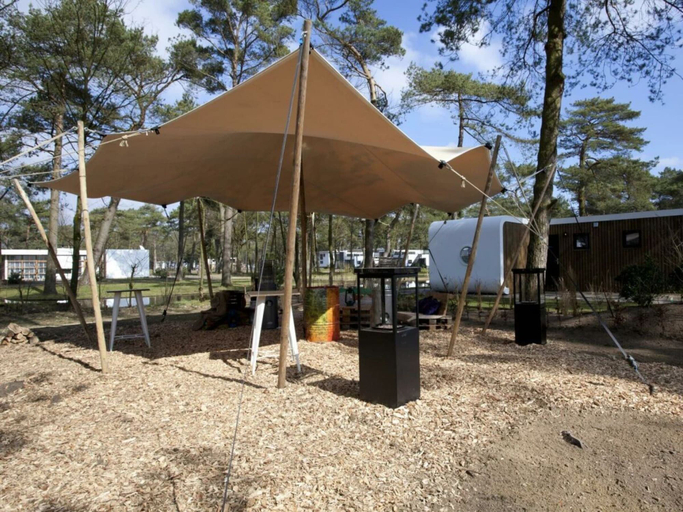 Property grounds 2, Holiday Home in Otterlo With Terrace, Ede