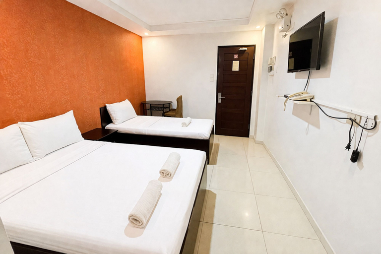 Room 3, Obrero Suites Davao, Davao City