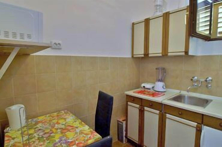 Private kitchen 5, Apartments Anamari, Lopar/Supetarska Draga