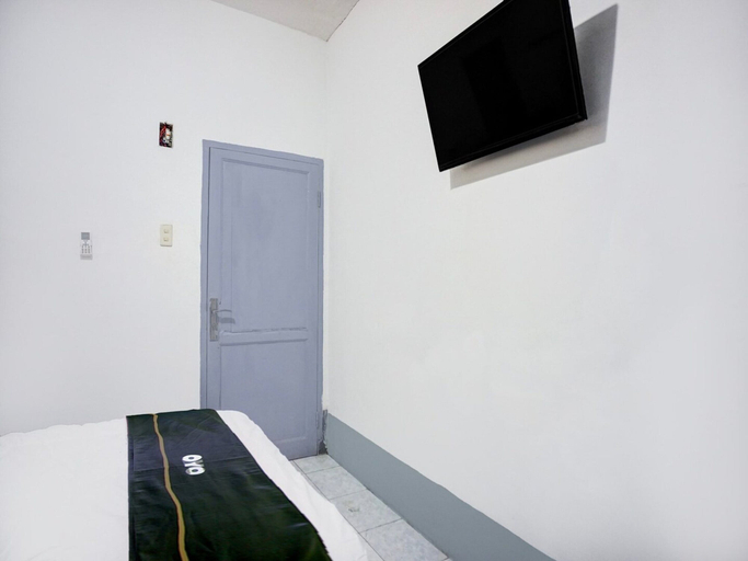 Room 4, Cozy Double Escape W/ Free Wifi and Parking, Medan