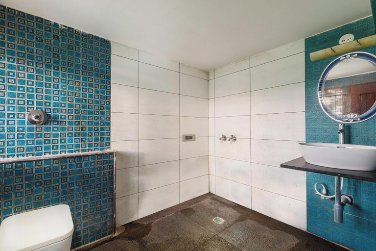 Bathroom 3, Ananta Vilas by Stayjade, Bangalore