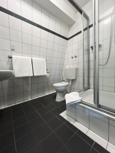 Bathroom 5, Frida Cantina Y Bar I Hotel, Darmstadt-Dieburg