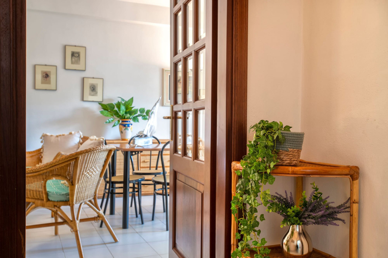 Others 4, Sardinia RE - Flavia s Flat - Free Parking, Sassari