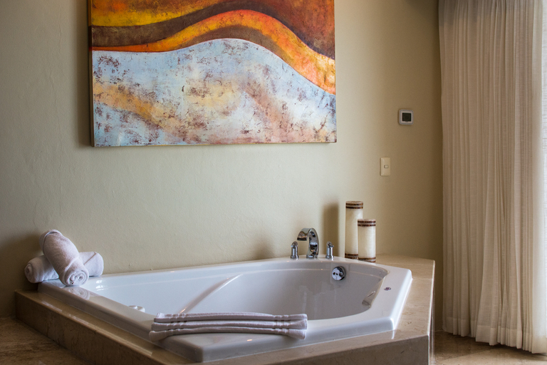 Bathroom 5, Sunset Royal Beach Resort, Benito Juárez