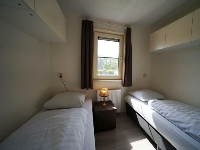 Room 4, L-pavilion Sauna 8, Echt-Susteren