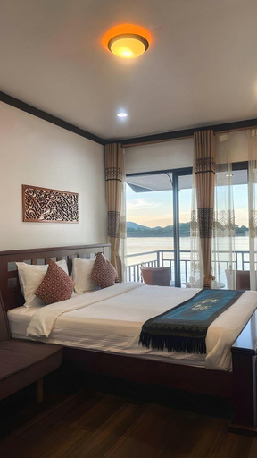 Bedroom 3, Riverside Chiangkhan Resort, Xanakharm