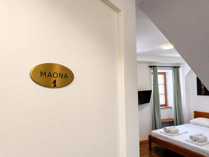 Bedroom 2, Apartments Fonda House, Piran