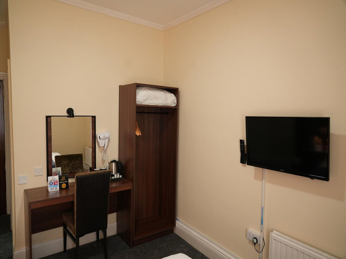 Room 5, Standard Double Room, Derby