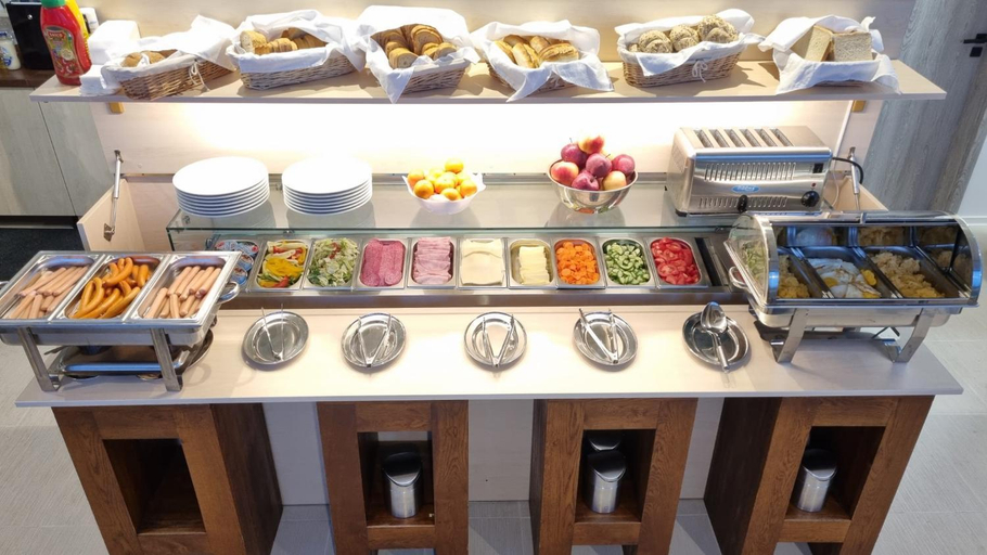 Food & Drinks, Elite Pension, Nové Zámky