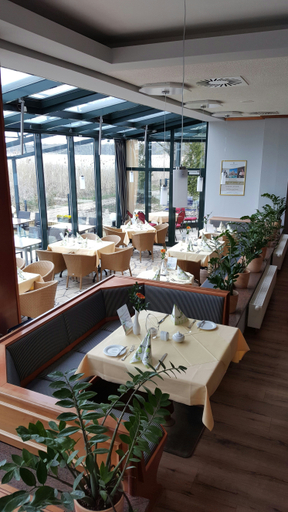 Food & Drinks 5, TOP CountryLine Seebad Casino, Teltow-Fläming