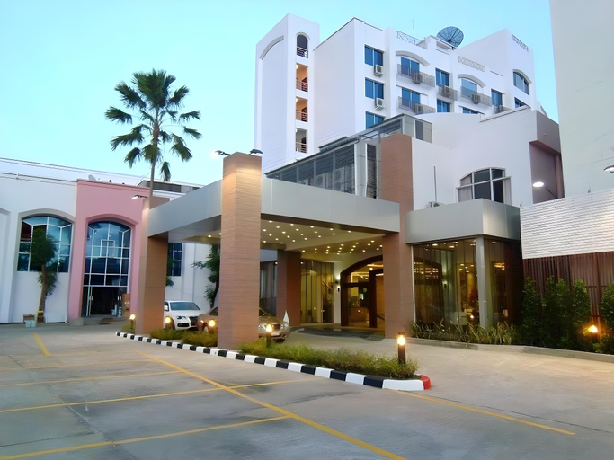 Exterior & Views 2, Mayflower Grande Hotel Phitsanulok, Muang Phitsanulok