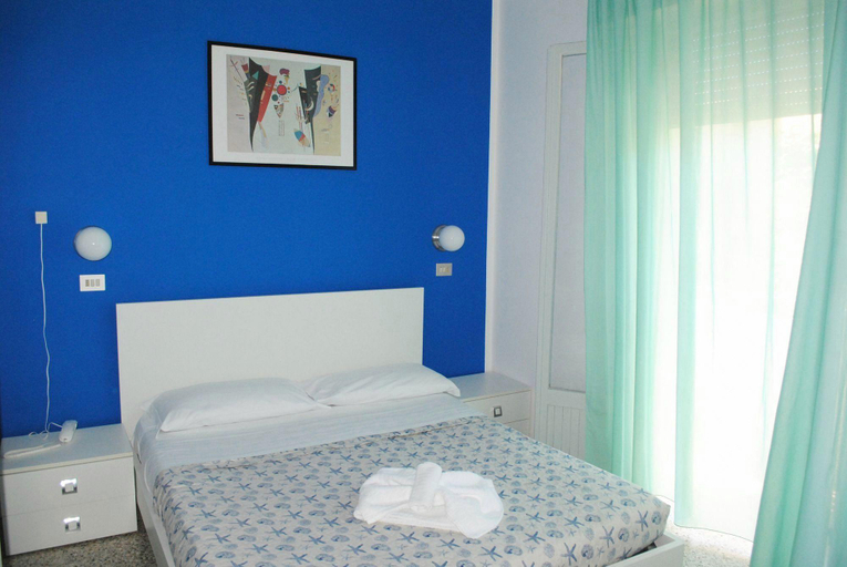 Bedroom 3, San Remo, Rimini
