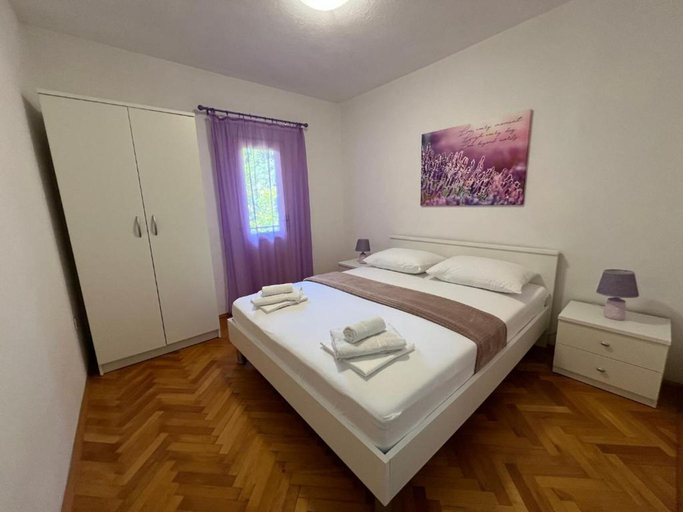 Room 4, Apartment Rosa, Supetar