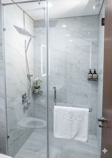 Bathroom 4, Kiwi Beachside Hotel & Cafe Da Nang, Da Nang