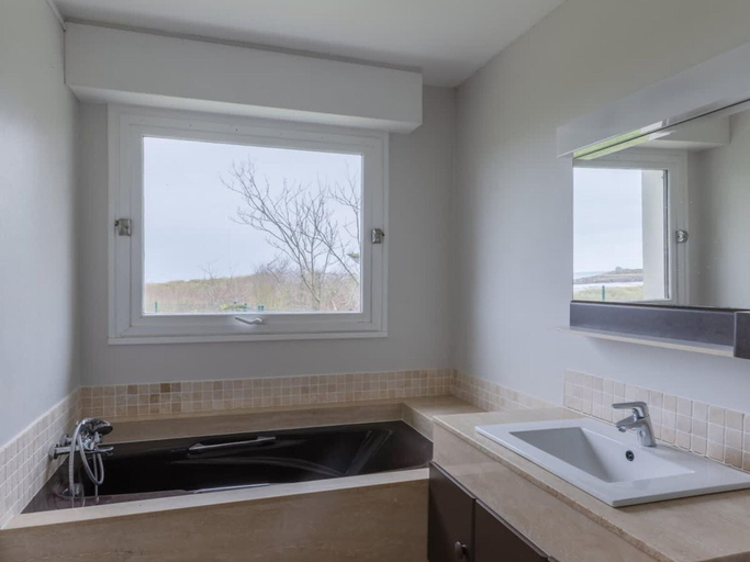 Private kitchen 5, Magnificent Beach House for 6, Finistère